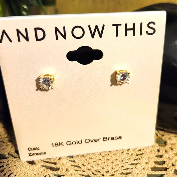 💎MACY'S "AND NOW THIS" 18K Gold Over Brass Cubic Zirconia Diamond Stud Earrings - Picture 2 of 4